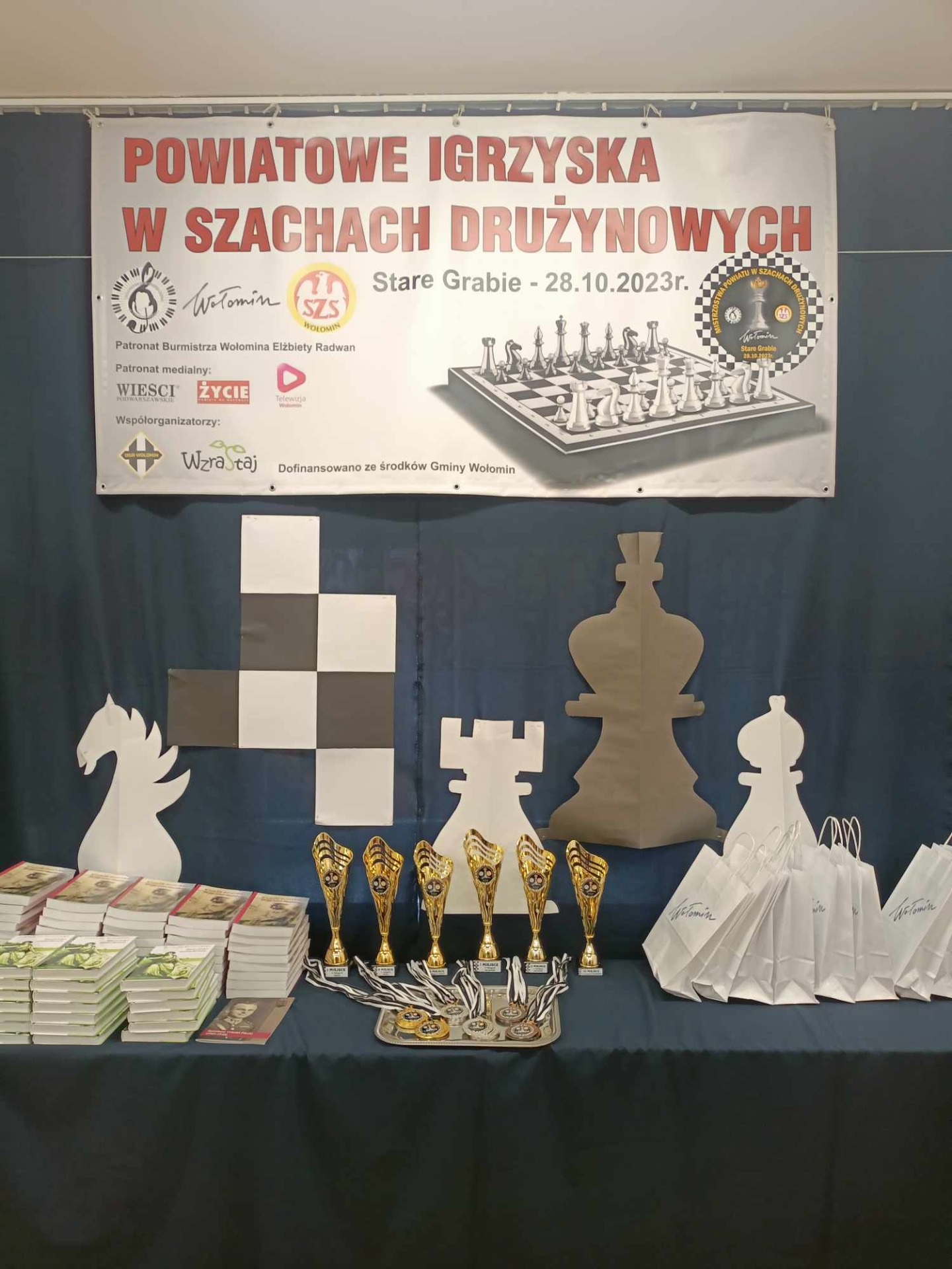 Nasi szachiści na Mistrzostwach Powiatu  - Obrazek 1