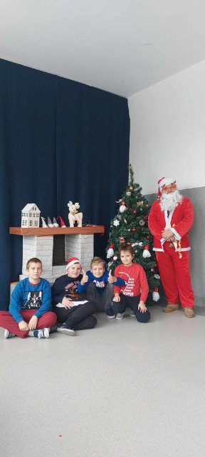 Święty Mikołaj w naszej szkole - Obrazek 2