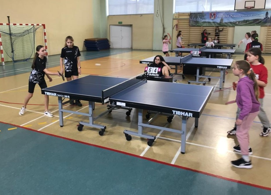 Mistrzostwa Strefy Jeleniogórskiej w tenisie stołowym dziewcząt - Obrazek 2