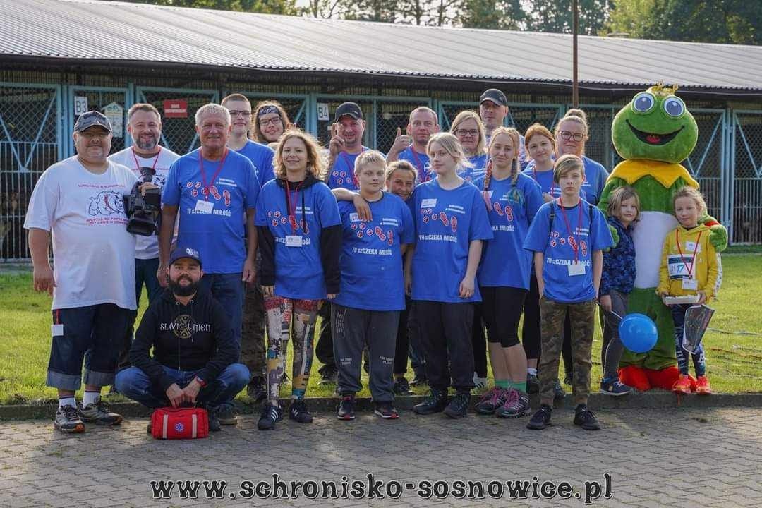 Wolontariusze wzięli udział w Sosnowickim Rajdzie na 6 Łapach - Obrazek 2