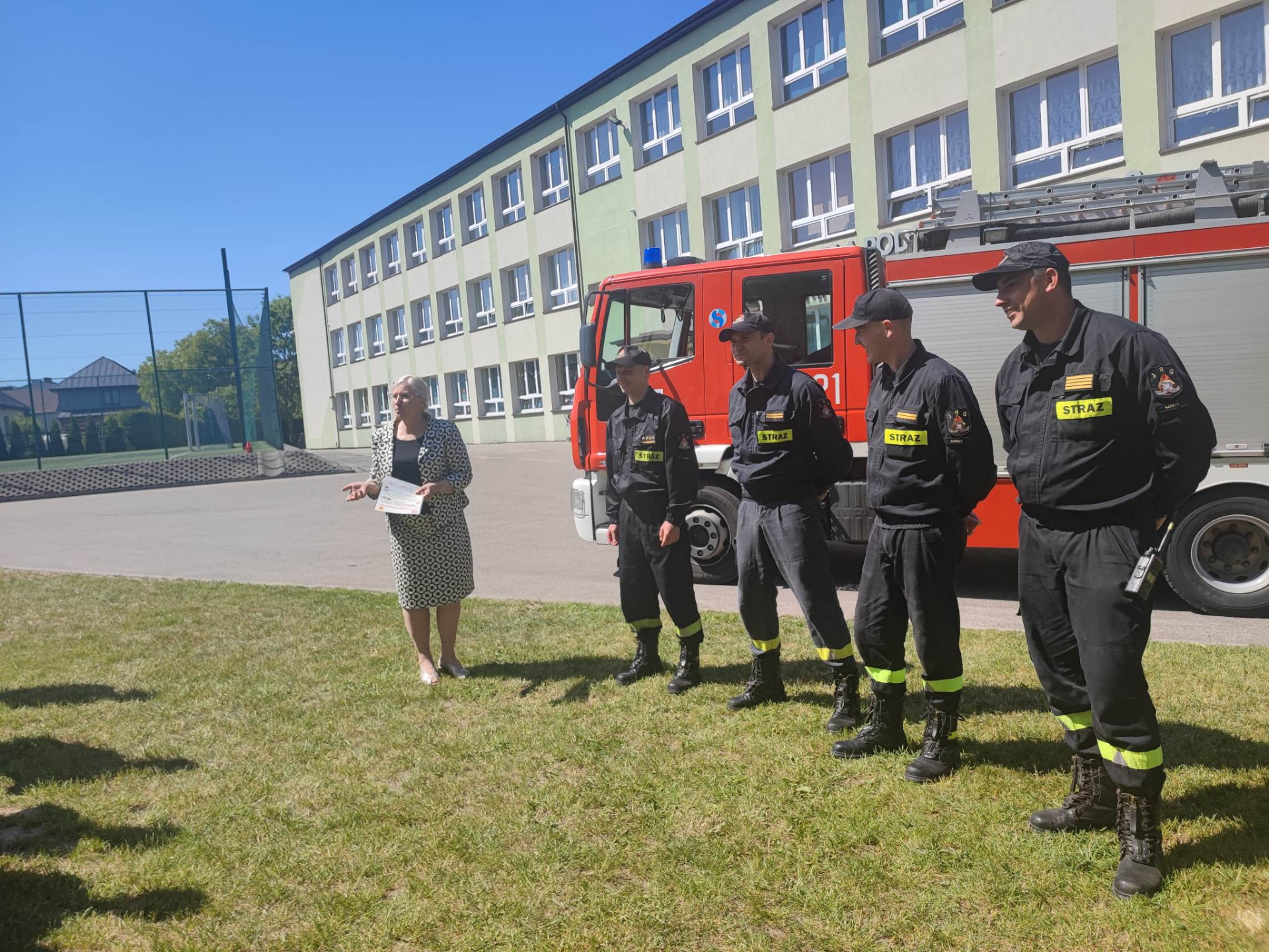 Prelekcja na temat bezpieczeństwa w Szkole Podstawowej Nr 2 w Łosicach - Obrazek 2
