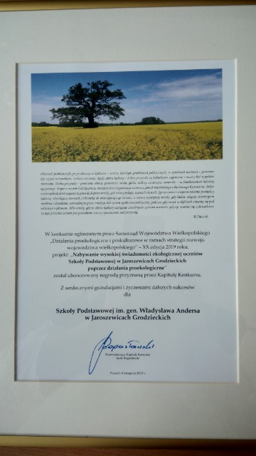 Nagroda za projekt ,,Nabywanie wysokiej świadomości ekologicznej uczniów Szkoły Podstawowej w Jaroszewicach Grodzieckich poprzez działania proekologiczne" - Obrazek 2