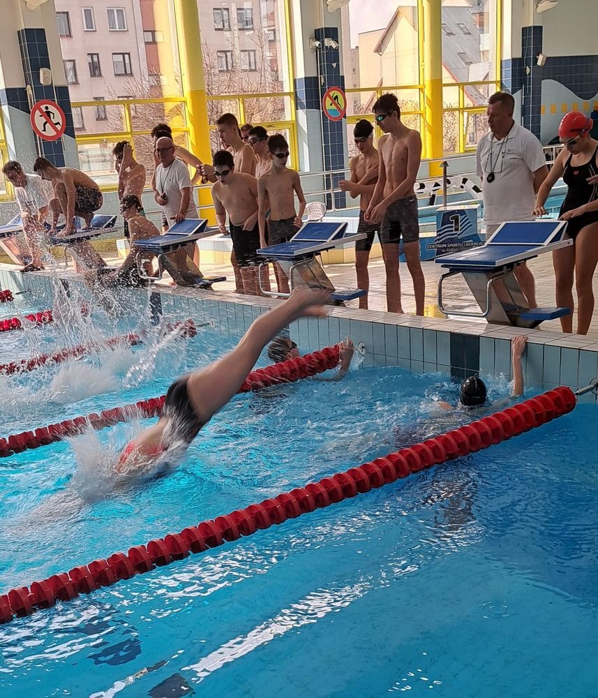 Półfinał Igrzysk Dzieci i Młodzieży w pływaniu - Obrazek 2