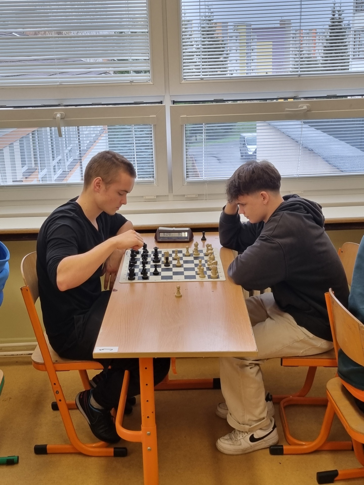 Okresné kolo v šachu žiakov a žiačok ZŠ a SŠ - Obrázok 5