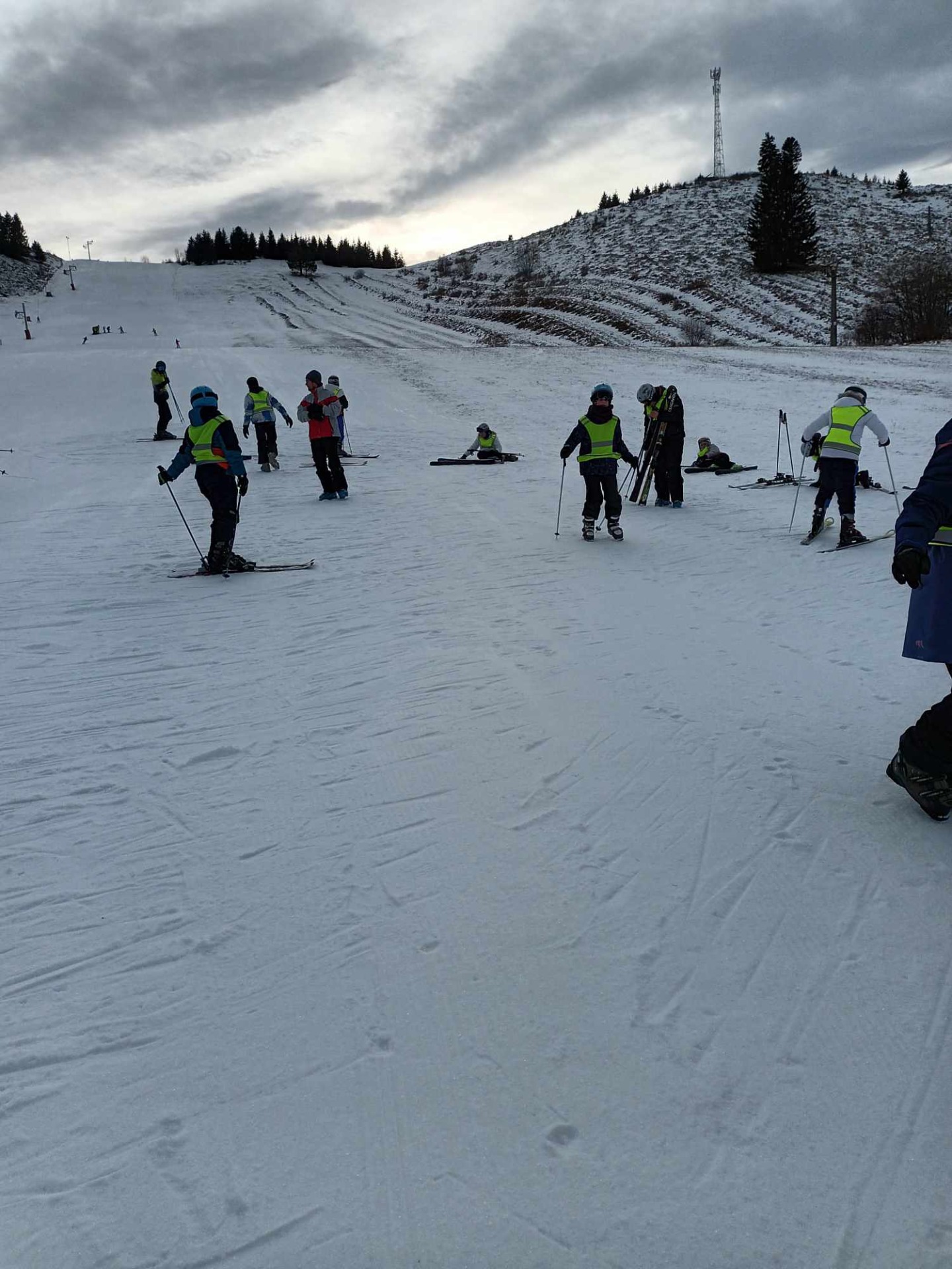 Pozdrav z lyžiarskeho výcviku z Liptovskej Tepličky - Obrázok 6